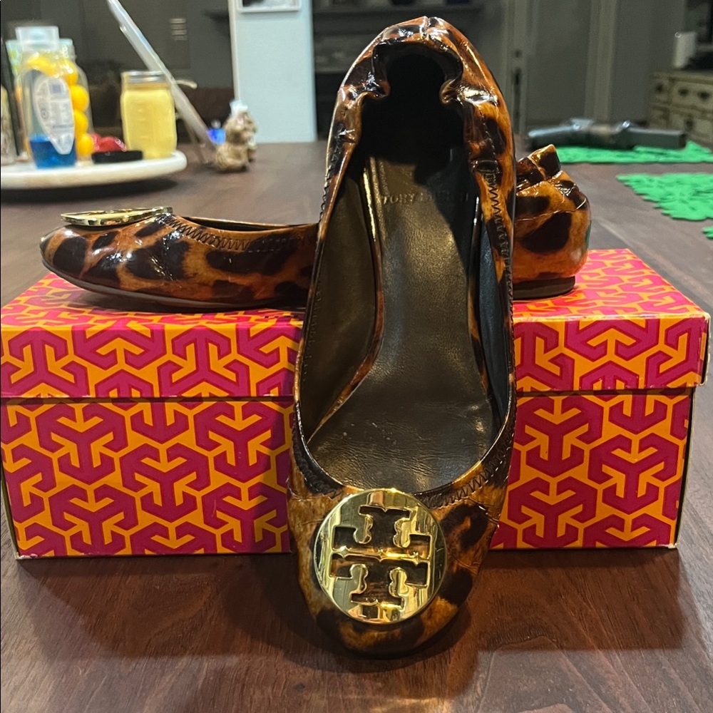 Tory Burch Leopard Patent Reva Flat with Gold Logo lots of life left!